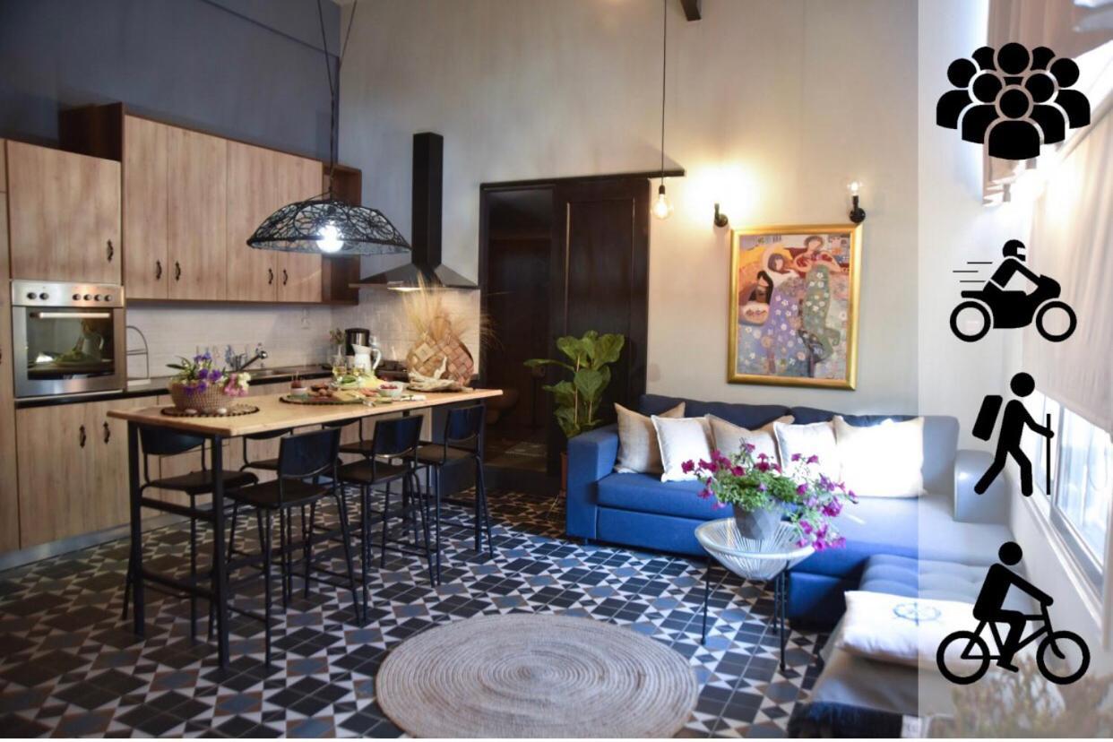 Hospitality In Historical & Mythical Peloponnese 2 Apartment Corinth Bagian luar foto